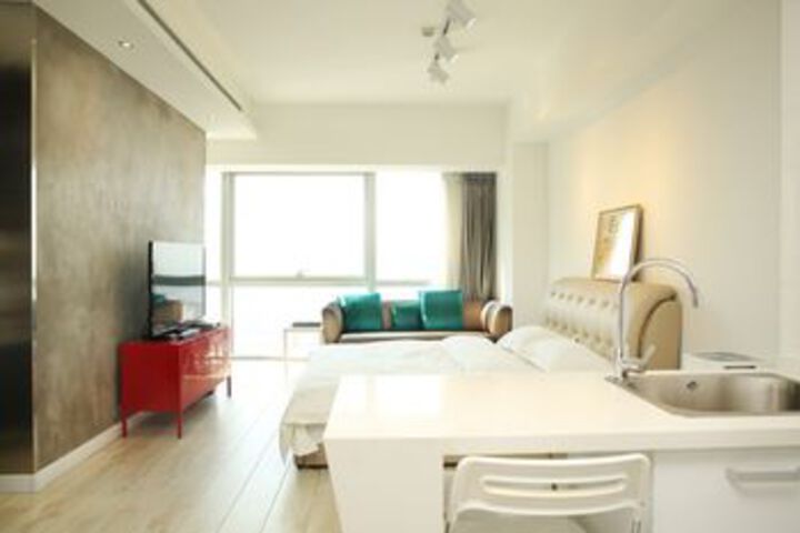 Room 28 of 36