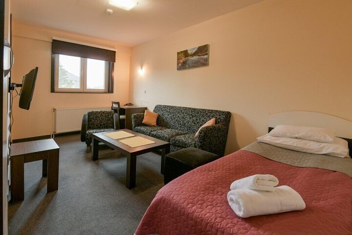 Room 19 of 43