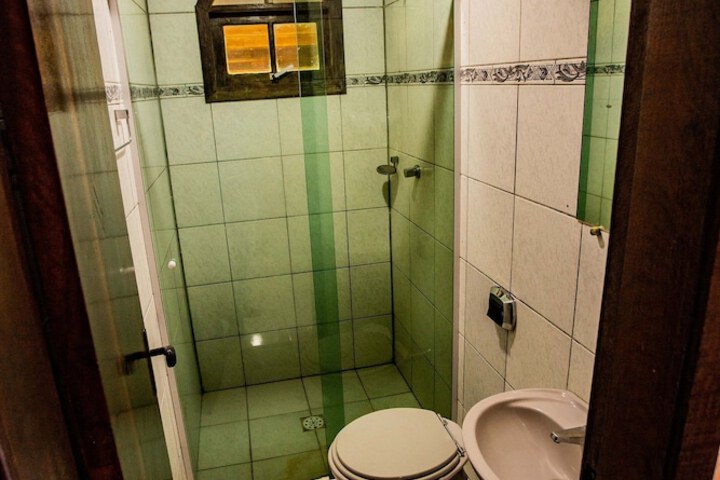 Room 15 of 65
