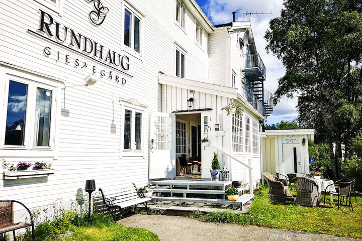 Rundhaug Gjestegård in Målselv