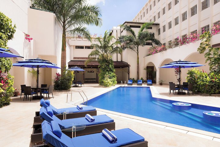 Pools & Facilities