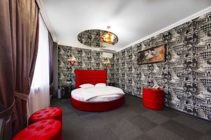 Room 17 of 59