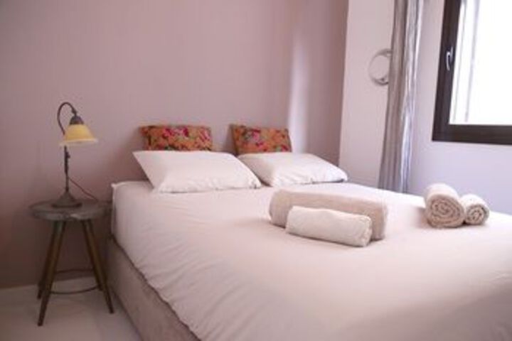 Room 7 of 13