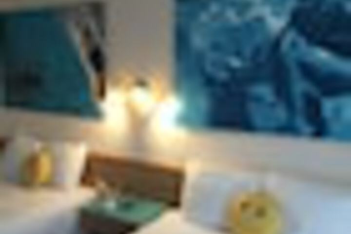 Room 104 of 255