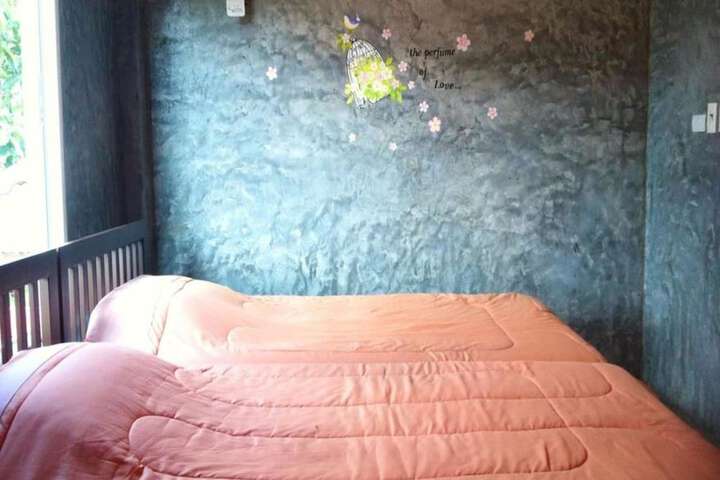 Room 6 of 44