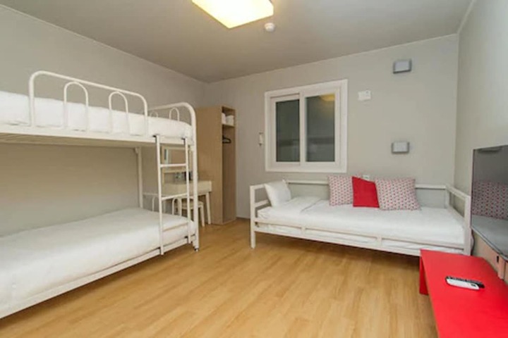 Room 20 of 68