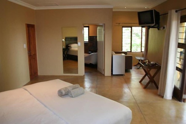 Room 10 of 38