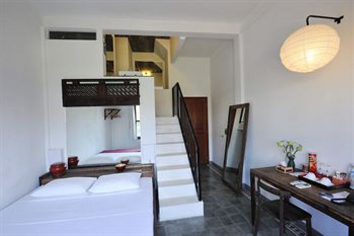 Room 14 of 24