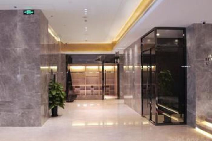 Hotel Interior 97 of 137