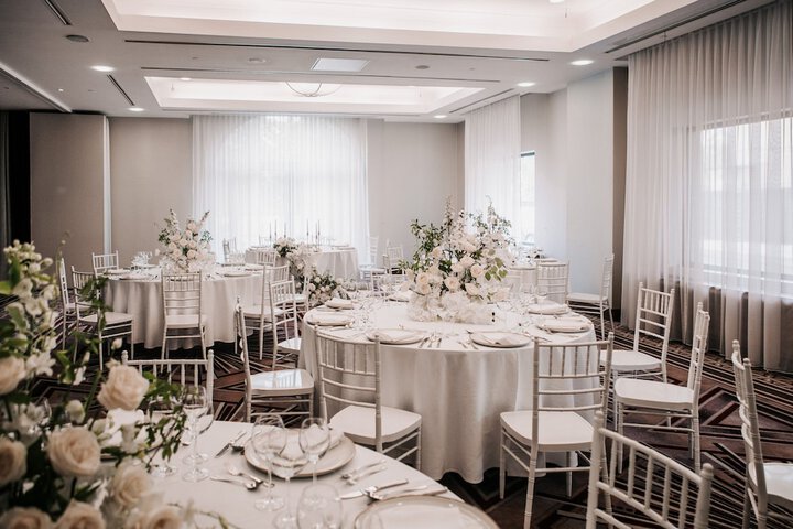 Ballroom/Hall 83 of 113
