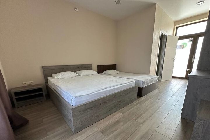Room 13 of 109