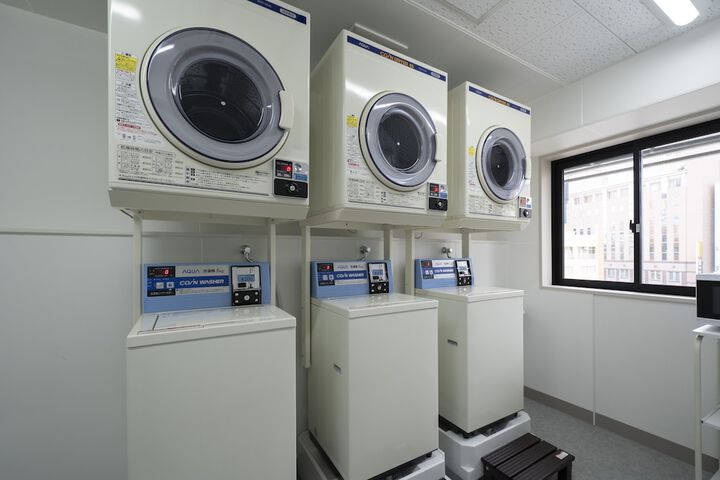 Laundry 22 of 33