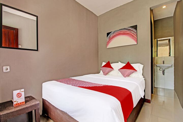 OYO 91300 Sunny Side Villa
