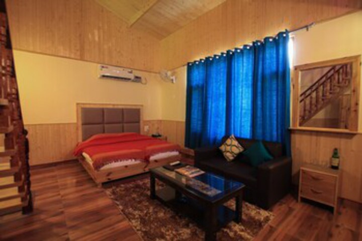 Room 26 of 27