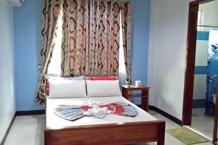 Room 5 of 36