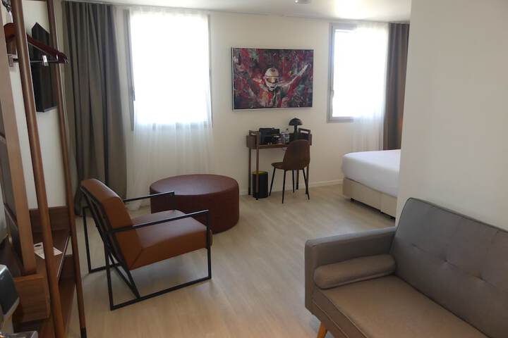 Room 18 of 30