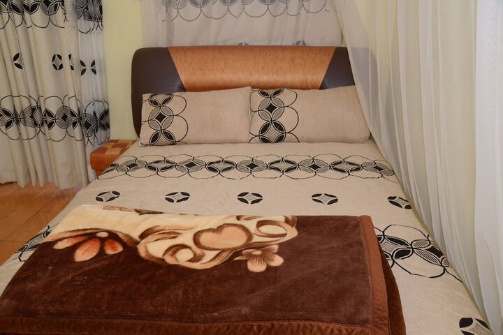 Room 7 of 20
