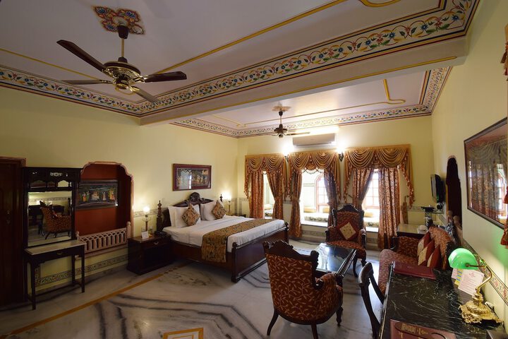 Room 45 of 126