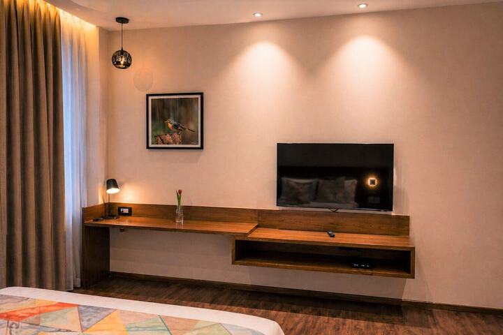 Room 16 of 53