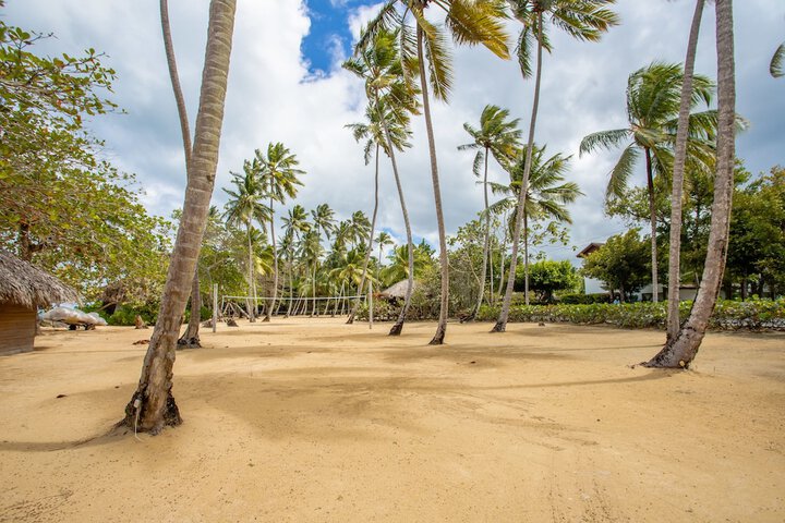 Beach 205 of 219