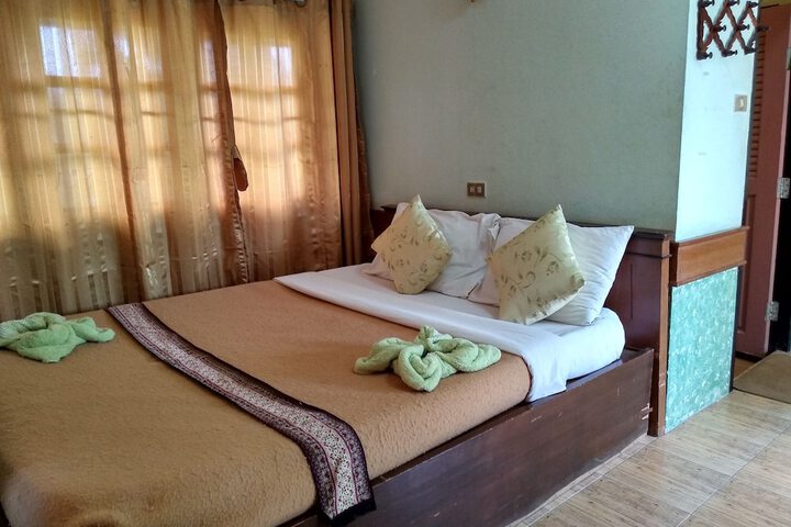 Room 4 of 46