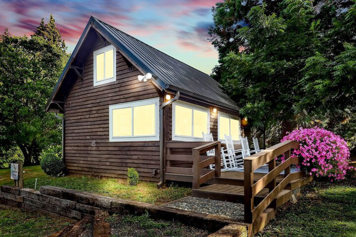Cozy Ferndale Studio on 20-acre Working Farm!