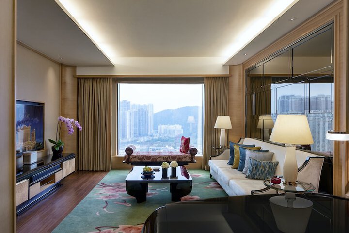 Room 15 of 69