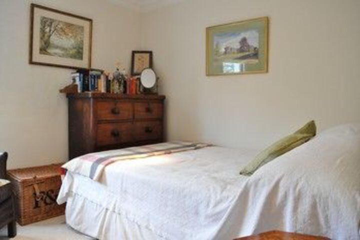 Room 6 of 21
