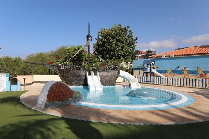 Pool 43 of 78
