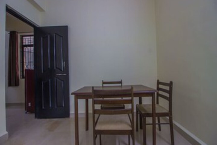 Room 6 of 26
