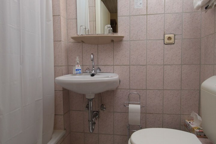 Clean Restrooms
