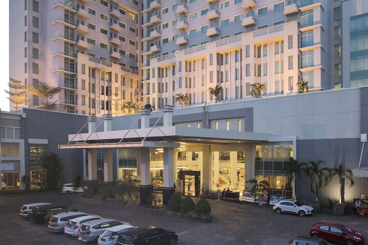 Exterior of Claro Makassar