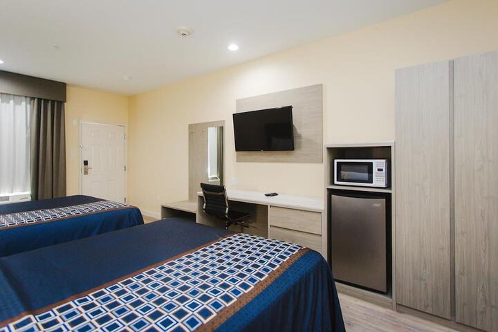 Room 13 of 49