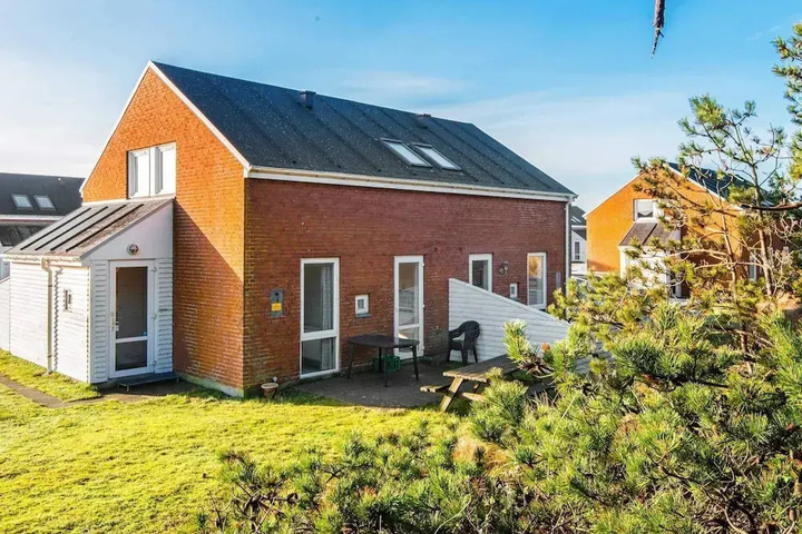 8 Person Holiday Home in Romo