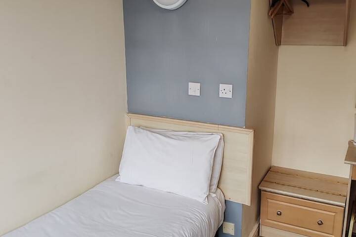Room 39 of 57