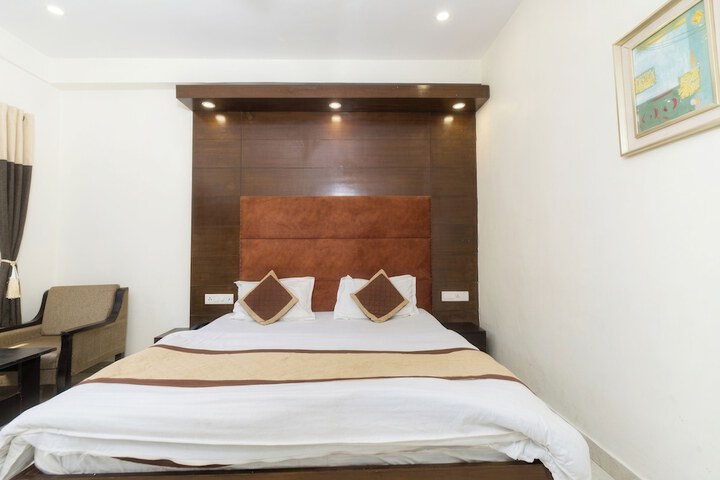 Room 20 of 54
