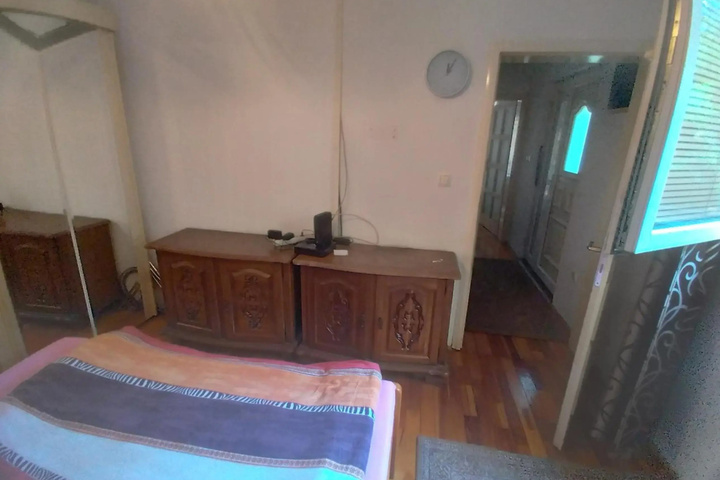 Room 3 of 13
