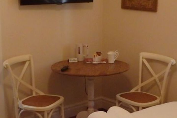 Room 8 of 47