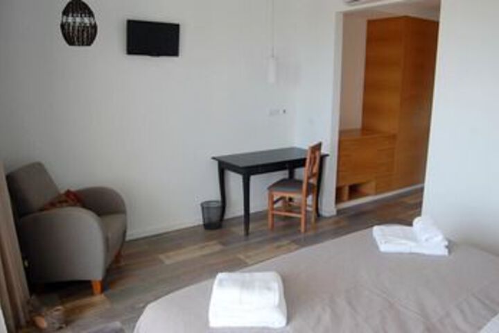 Room 17 of 31
