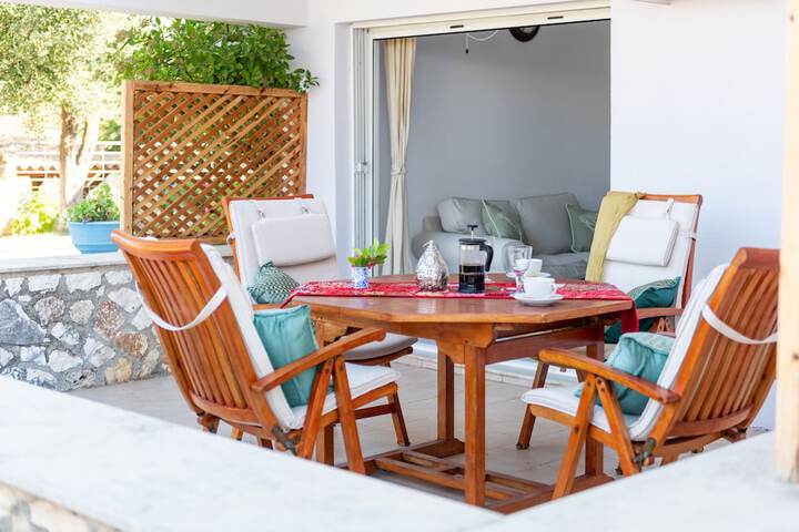 Terrace/Patio 32 of 65