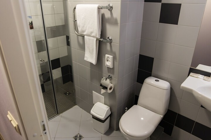 Room 40 of 54