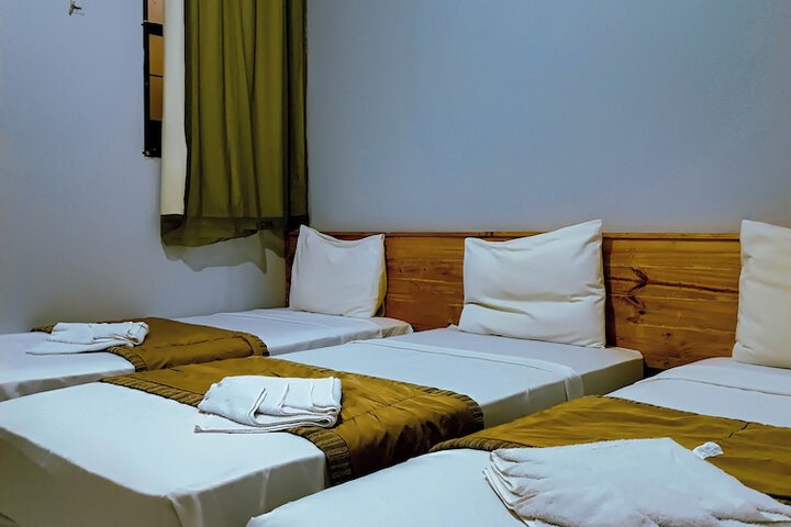 Room 30 of 89
