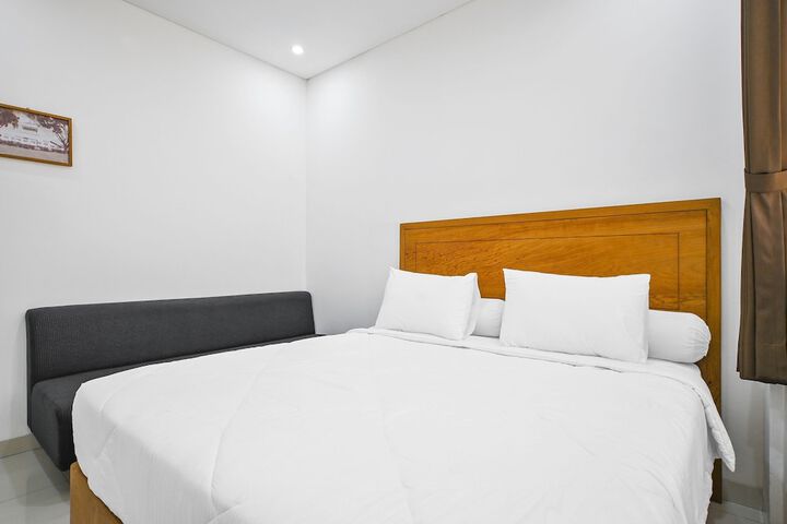 Room 3 of 31