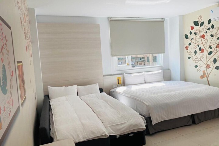 Room 21 of 52