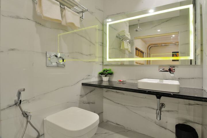Clean Restrooms