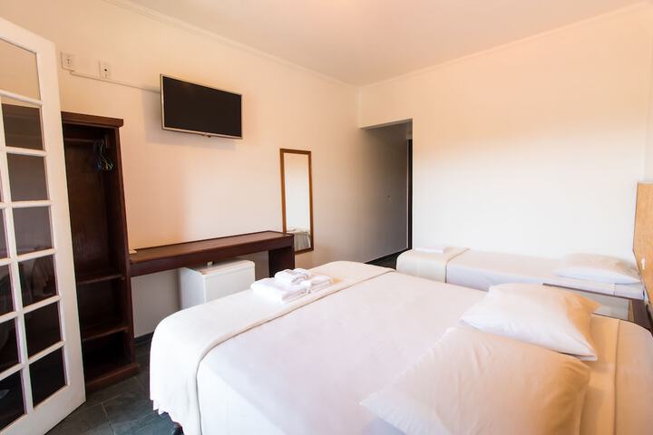 Room 45 of 99
