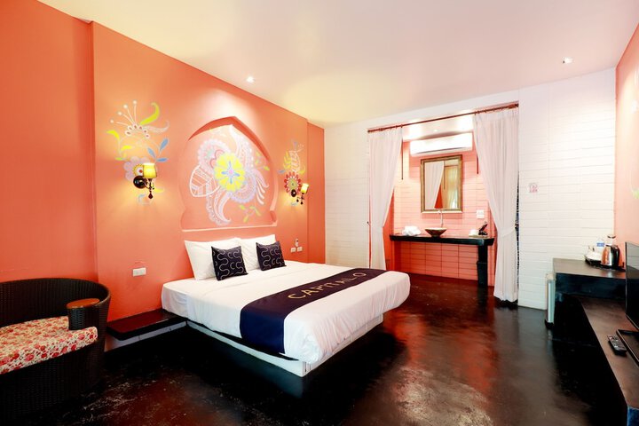 Room 28 of 49