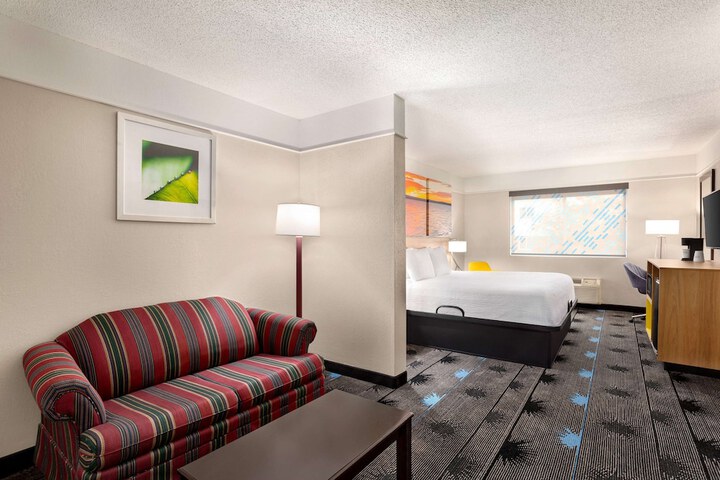 1 King Bed Mobility Accessible (5 of 15)