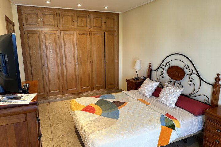 Room 29 of 165
