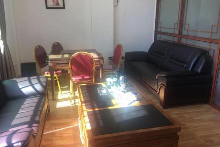 Quanzhonghu Hot Spring Hotel